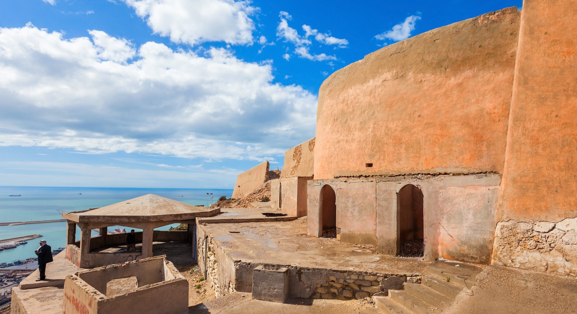 https://mdw-travel-data-us-east-1.s3.amazonaws.com/img/country/Morocco/Crocoparc-Agadir/img_03.jpg