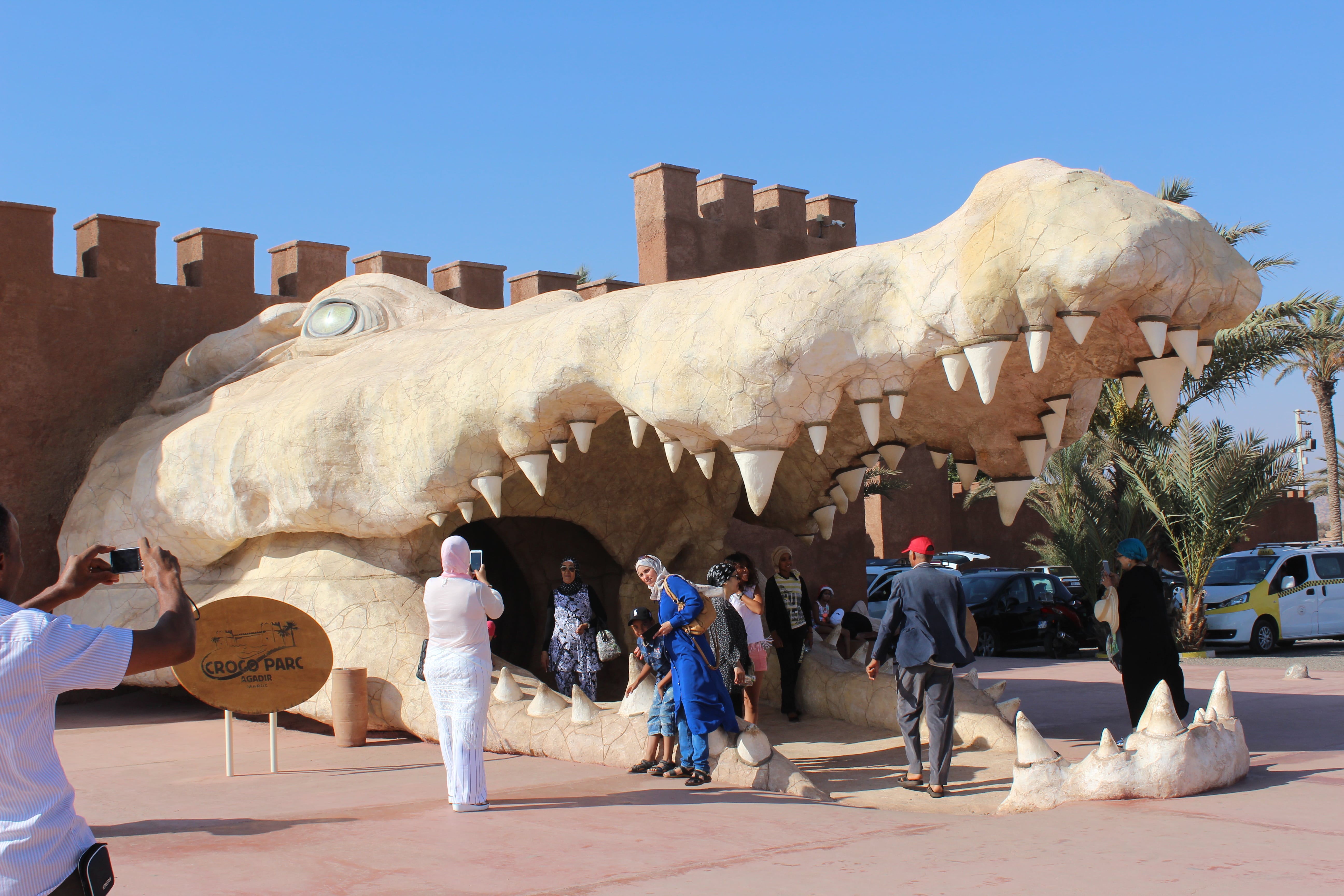https://mdw-travel-data-us-east-1.s3.amazonaws.com/img/country/Morocco/Crocoparc/img_00.jpg