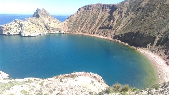 https://mdw-travel-data-us-east-1.s3.amazonaws.com/img/country/Morocco/El-Jebha-Beach/img_05.jpg