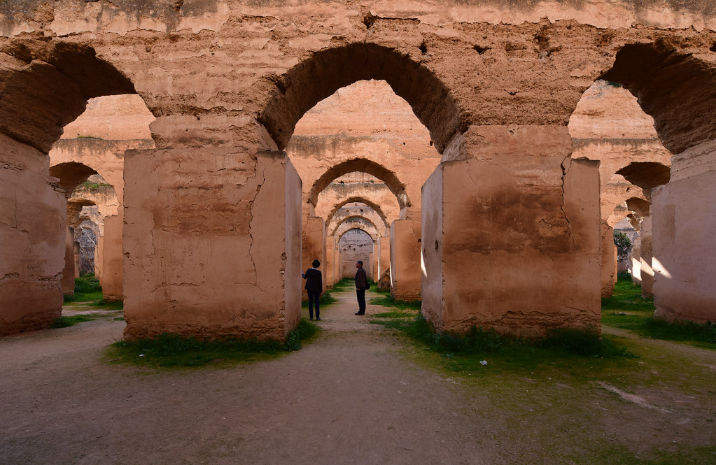 https://mdw-travel-data-us-east-1.s3.amazonaws.com/img/country/Morocco/Heri-es-Souani/img_00.jpg