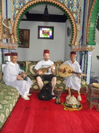 https://mdw-travel-data-us-east-1.s3.amazonaws.com/img/country/Morocco/Imperia-Kasbah-restaurant/img_01.jpg