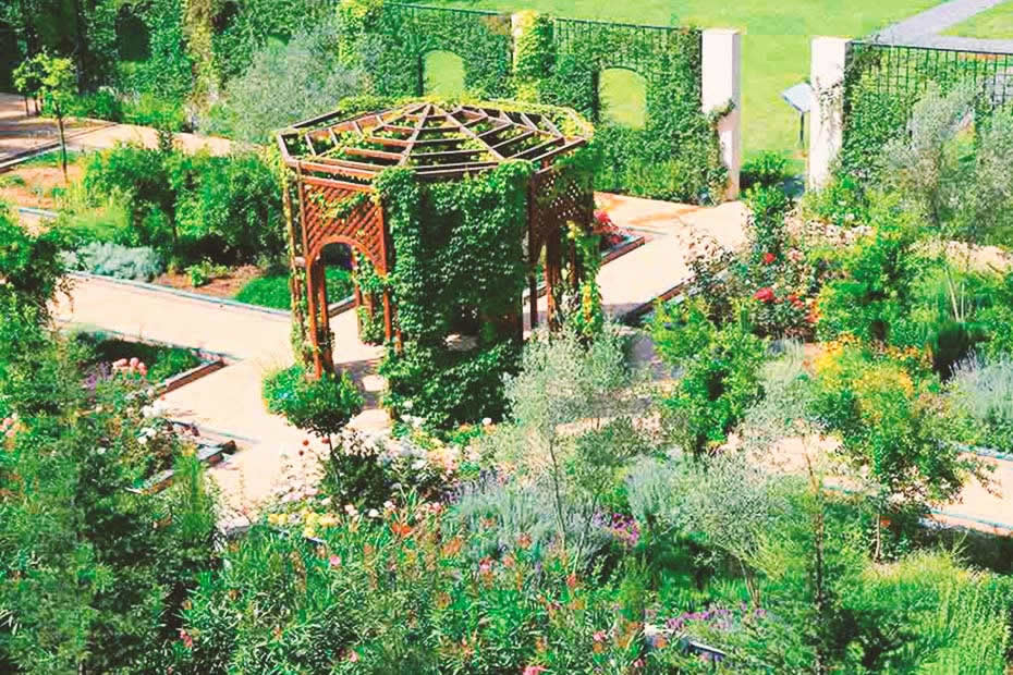 https://mdw-travel-data-us-east-1.s3.amazonaws.com/img/country/Morocco/Jardin-dEssais-Botaniques/img_01.jpg