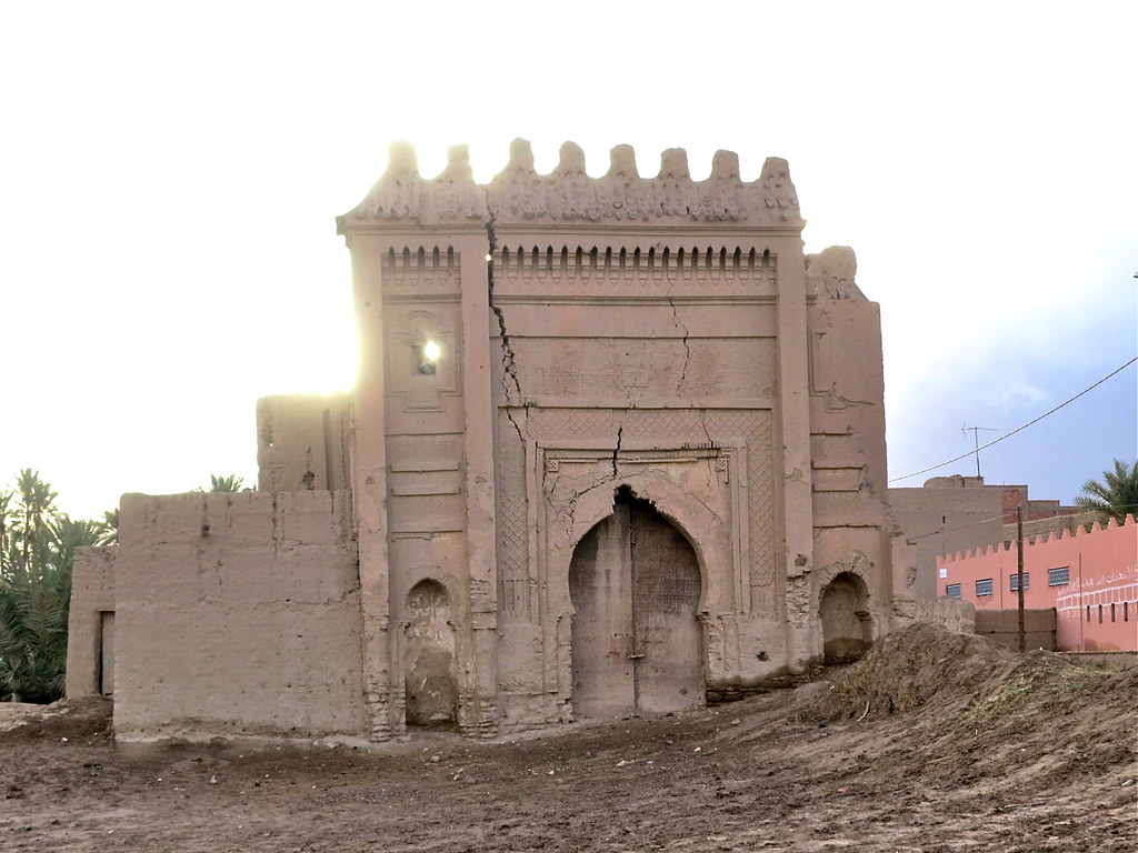 https://mdw-travel-data-us-east-1.s3.amazonaws.com/img/country/Morocco/Ksar-Abbar-Ruins/img_01.jpg