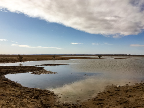 https://mdw-travel-data-us-east-1.s3.amazonaws.com/img/country/Morocco/Lake-Dayet-Srji/img_02.jpg