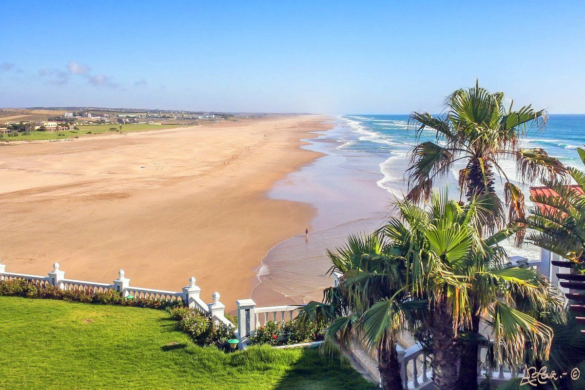 https://mdw-travel-data-us-east-1.s3.amazonaws.com/img/country/Morocco/Mansouria-Beach/img_03.jpg