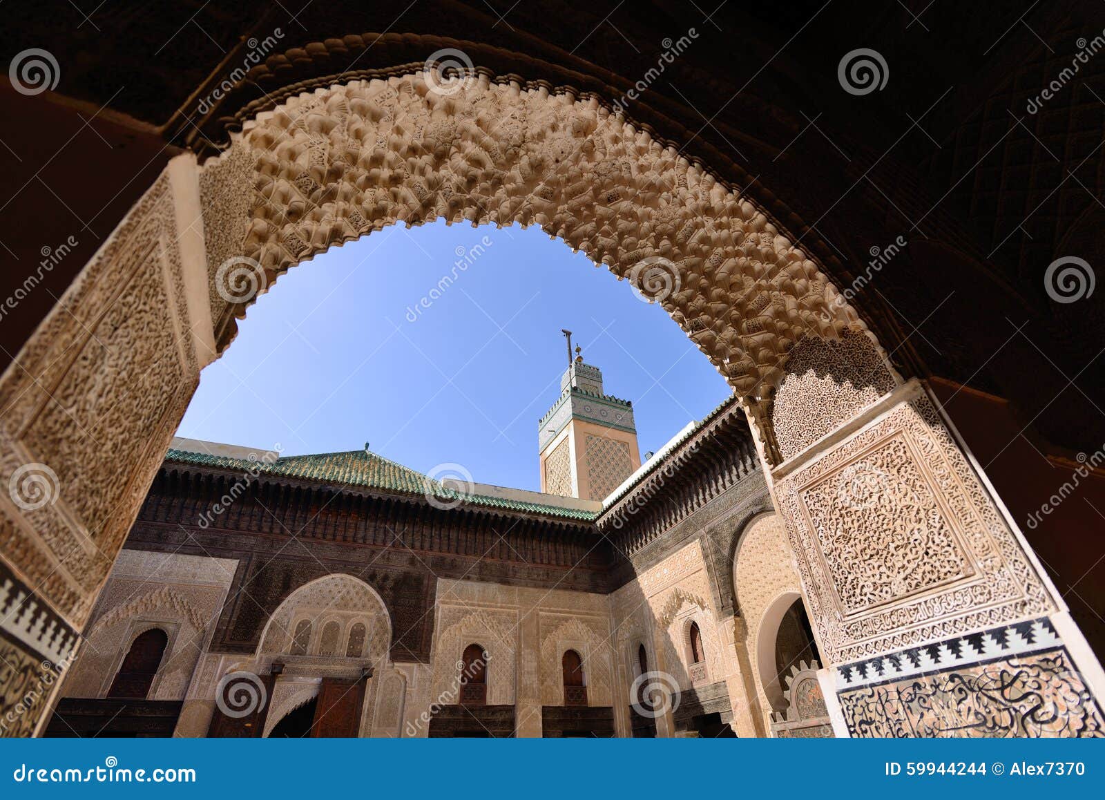 https://mdw-travel-data-us-east-1.s3.amazonaws.com/img/country/Morocco/Medersa-Bou-Inania/img_01.jpg
