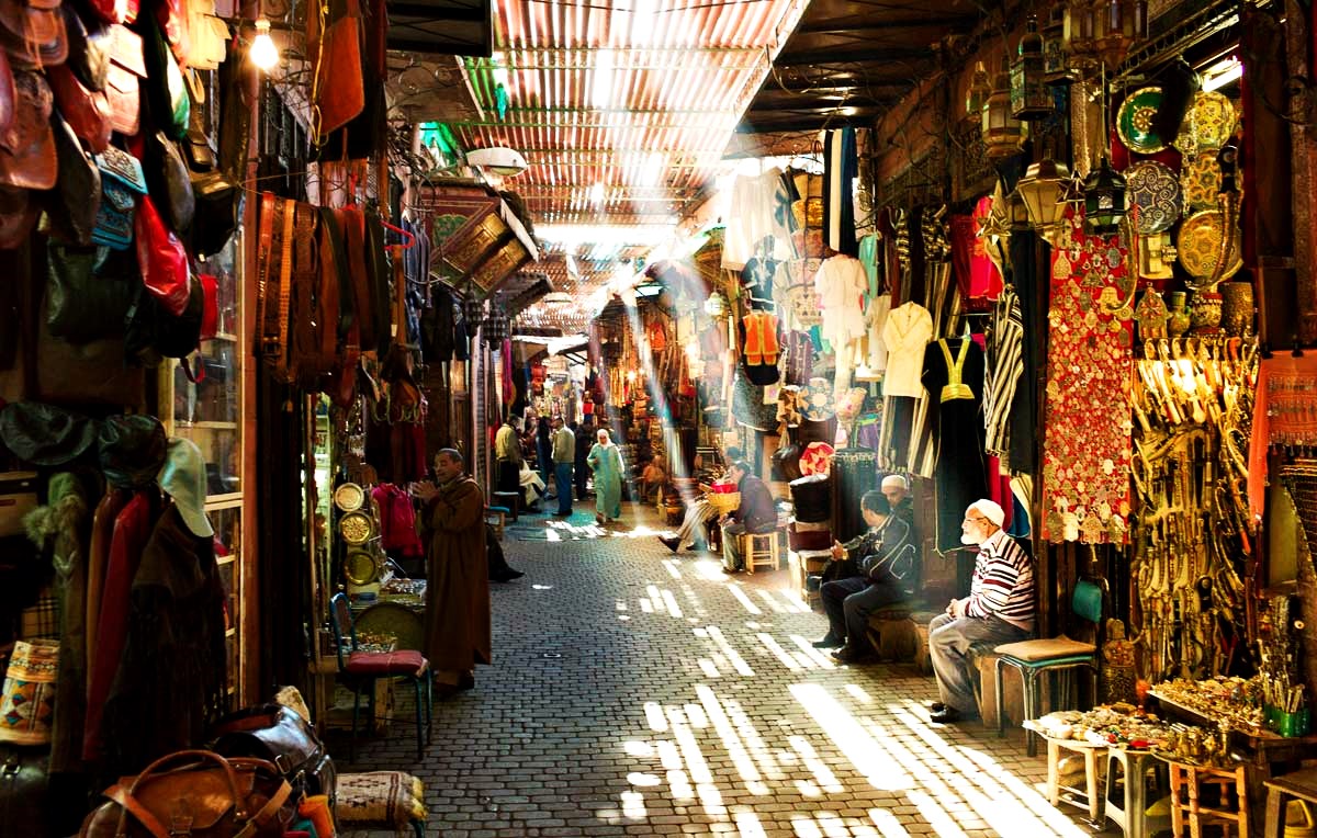 https://mdw-travel-data-us-east-1.s3.amazonaws.com/img/country/Morocco/Medina-of-Marrakech/img_02.jpg