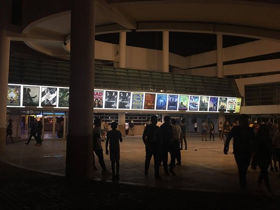https://mdw-travel-data-us-east-1.s3.amazonaws.com/img/country/Morocco/Megarama-Cinema/img_03.jpg