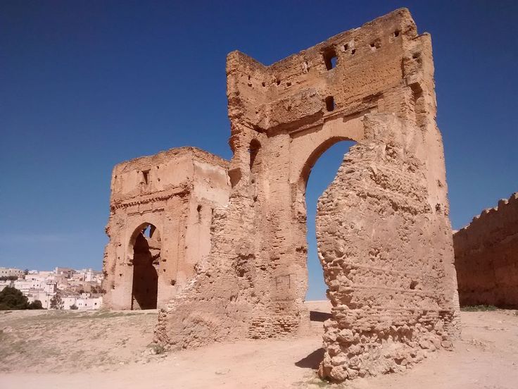 https://mdw-travel-data-us-east-1.s3.amazonaws.com/img/country/Morocco/Merenid-Tombs/img_01.jpg