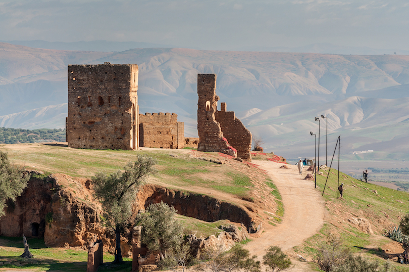 https://mdw-travel-data-us-east-1.s3.amazonaws.com/img/country/Morocco/Merenid-Tombs/img_02.jpg