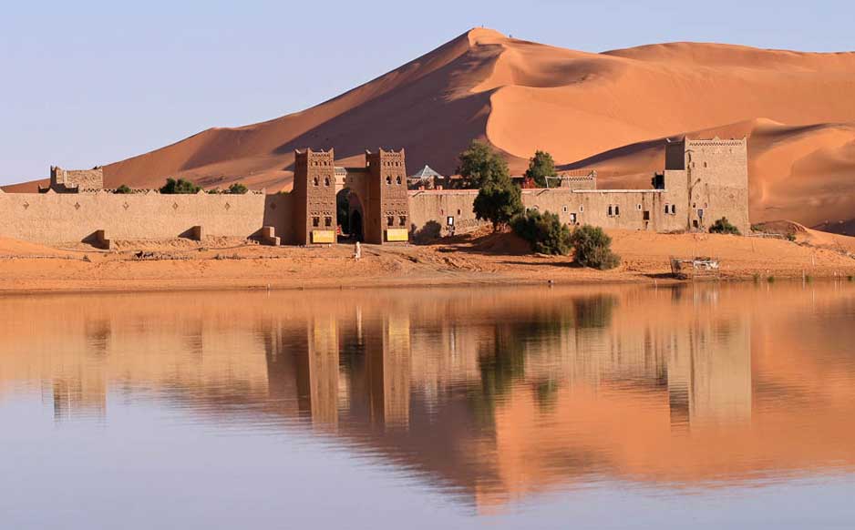 https://mdw-travel-data-us-east-1.s3.amazonaws.com/img/country/Morocco/Merzouga-Desert/img_01.jpg