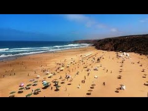 https://mdw-travel-data-us-east-1.s3.amazonaws.com/img/country/Morocco/Mirleft-Beach/img_05.jpg