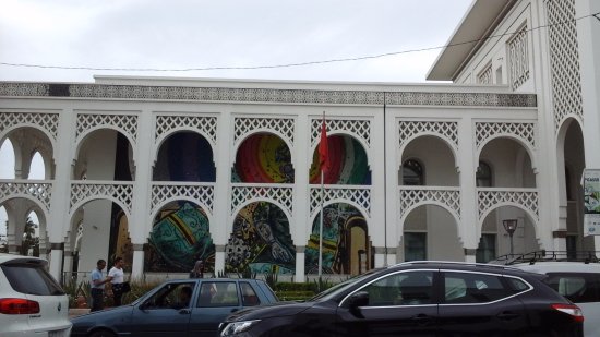 https://mdw-travel-data-us-east-1.s3.amazonaws.com/img/country/Morocco/Mohamed-VI-Museum-of-Modern-and-Contemporary-Art/img_00.jpg