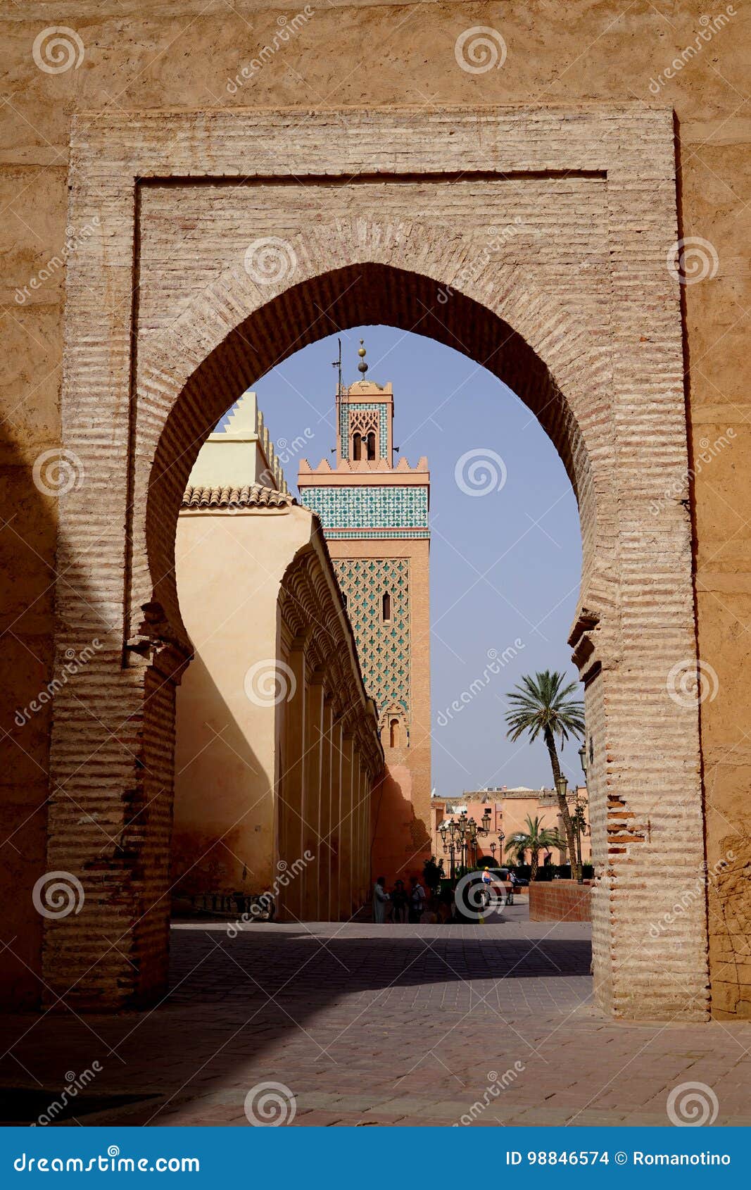 https://mdw-travel-data-us-east-1.s3.amazonaws.com/img/country/Morocco/Moulay-El-Yazid-Mosque/img_00.jpg