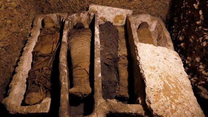 https://mdw-travel-data-us-east-1.s3.amazonaws.com/img/country/Morocco/Mummies-and-Amphorae-Rock-Carvings/img_00.jpg