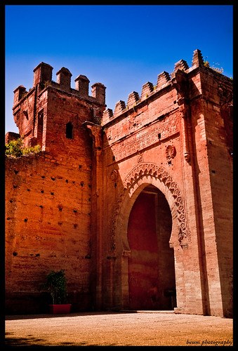 https://mdw-travel-data-us-east-1.s3.amazonaws.com/img/country/Morocco/Necropolis-of-Chellah/img_02.jpg