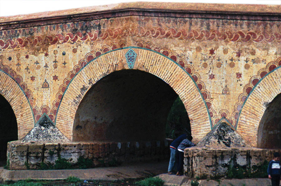 https://mdw-travel-data-us-east-1.s3.amazonaws.com/img/country/Morocco/Old-Bridge/img_01.jpg