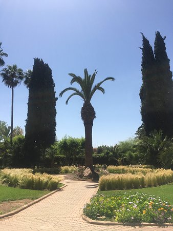 https://mdw-travel-data-us-east-1.s3.amazonaws.com/img/country/Morocco/Parc-Lalla-Aicha/img_02.jpg