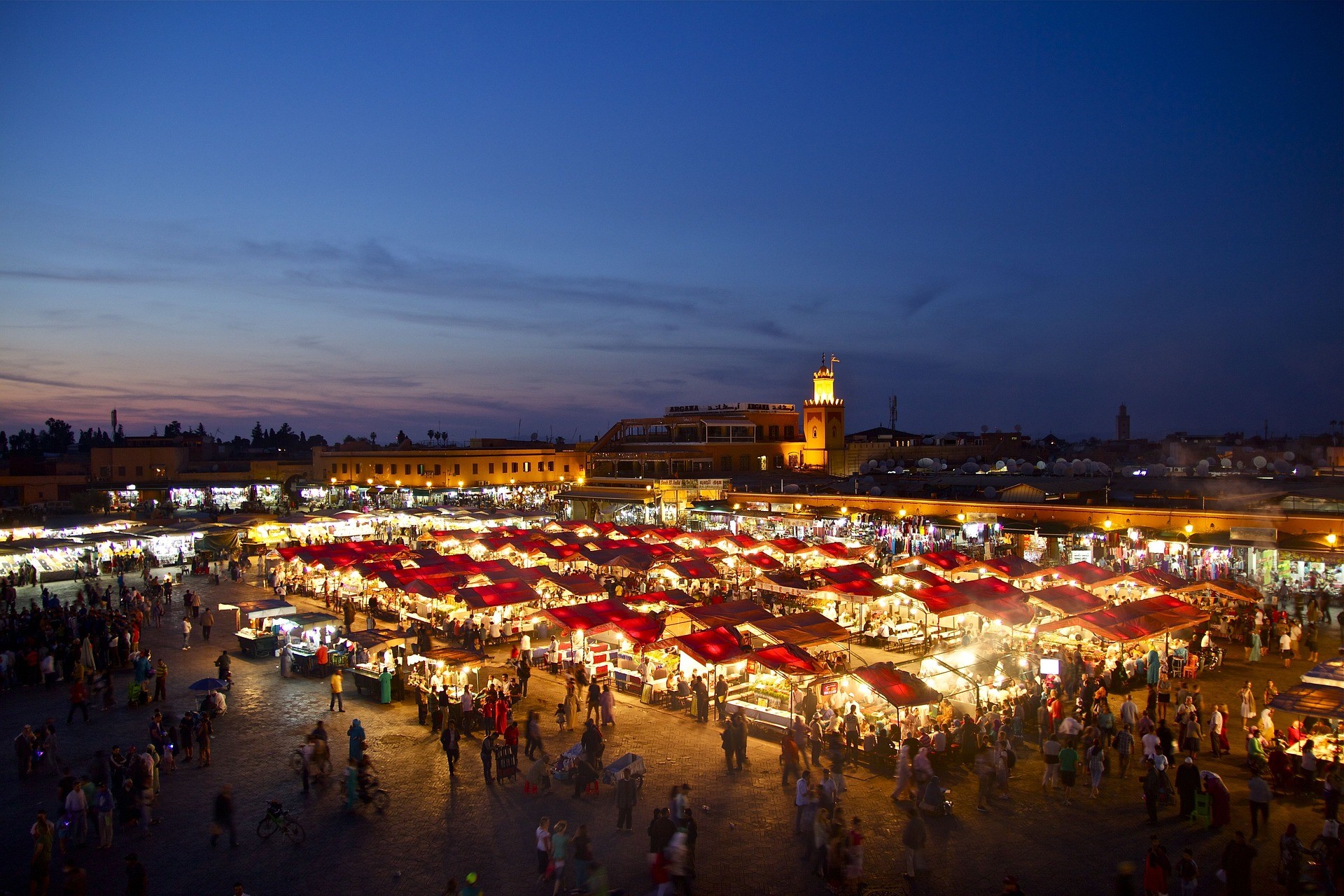 https://mdw-travel-data-us-east-1.s3.amazonaws.com/img/country/Morocco/Qalat-al-Azraq/img_00.jpg