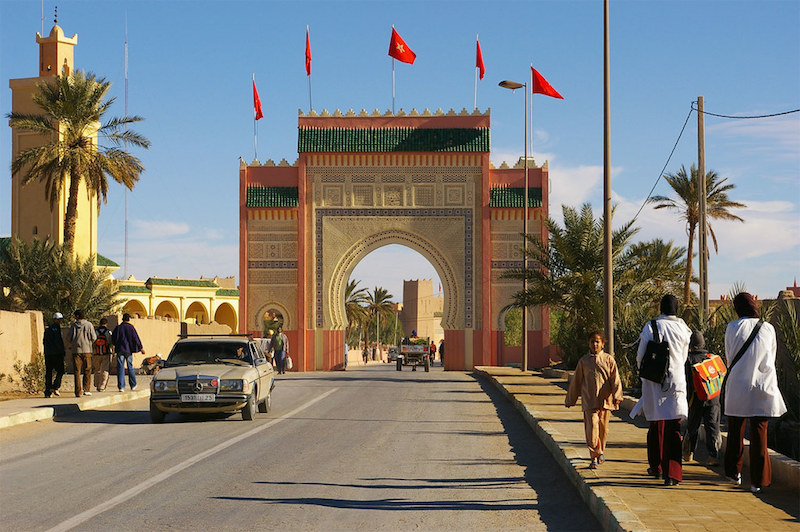 https://mdw-travel-data-us-east-1.s3.amazonaws.com/img/country/Morocco/Rissani-Market/img_01.jpg
