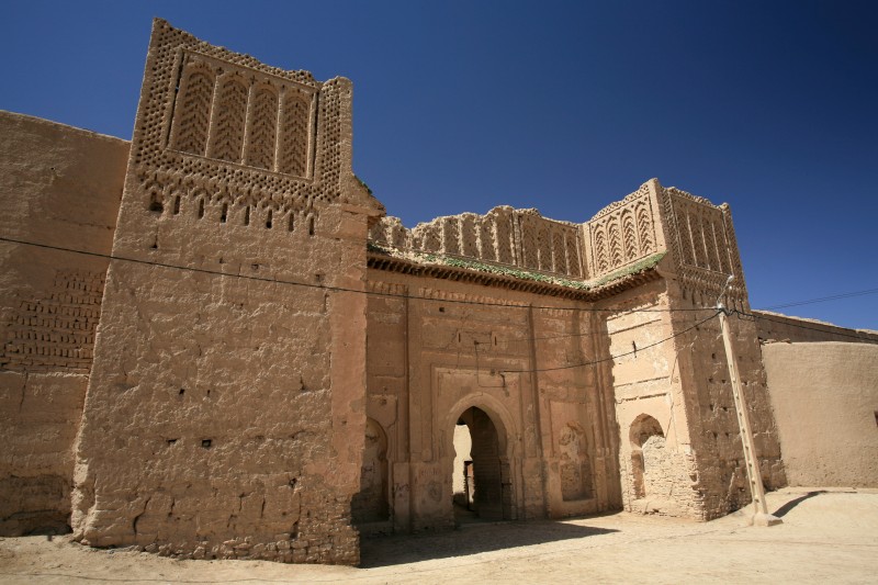 https://mdw-travel-data-us-east-1.s3.amazonaws.com/img/country/Morocco/Rissani-Old-Town/img_01.jpg