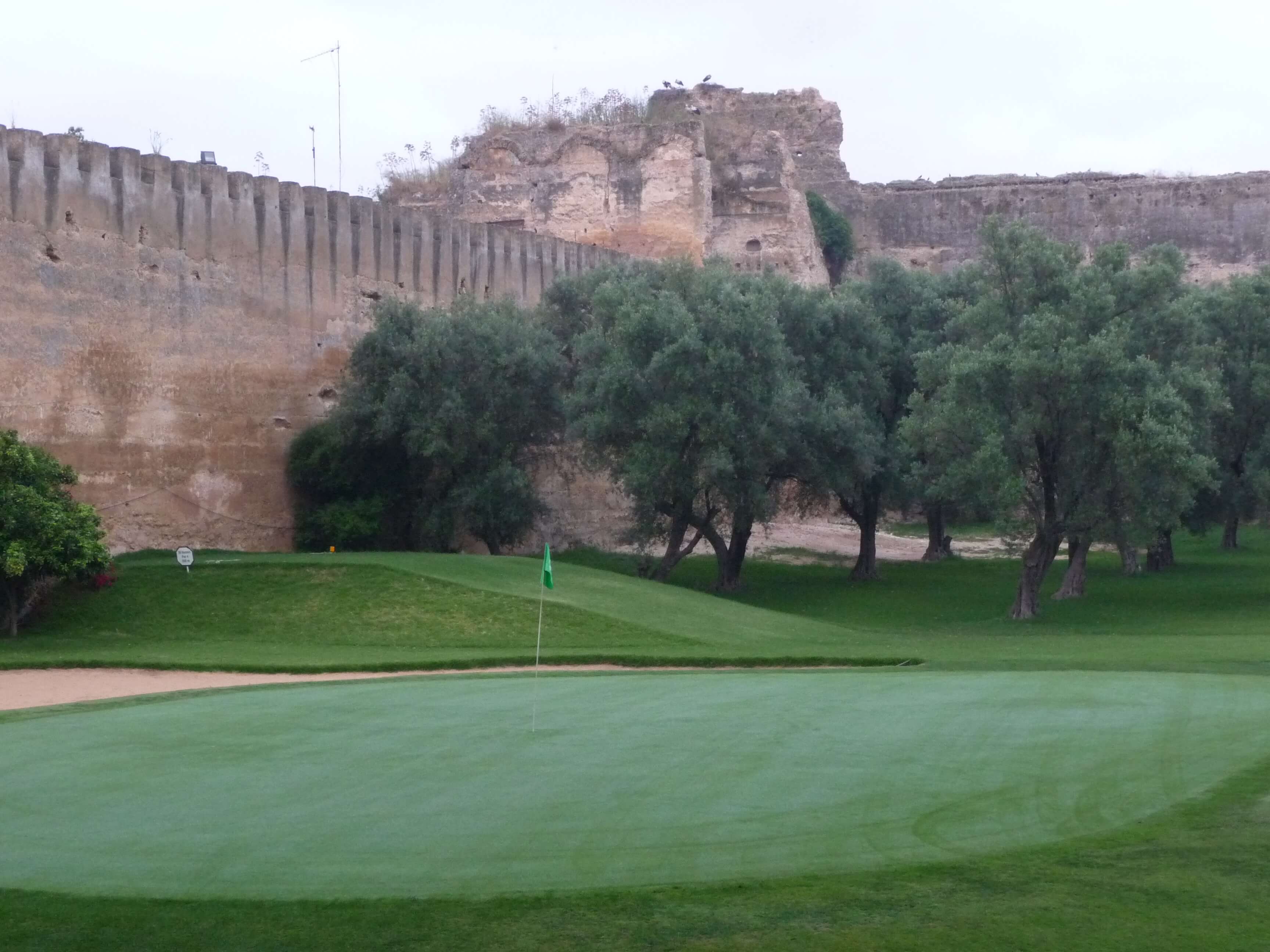 https://mdw-travel-data-us-east-1.s3.amazonaws.com/img/country/Morocco/Royal-Golf-Meknes/img_00.jpg