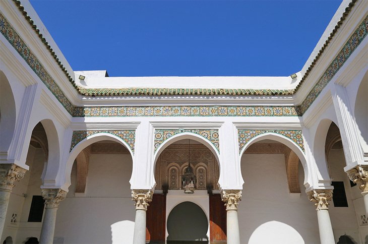 https://mdw-travel-data-us-east-1.s3.amazonaws.com/img/country/Morocco/Royal-Palace-of-Tangier/img_03.jpg