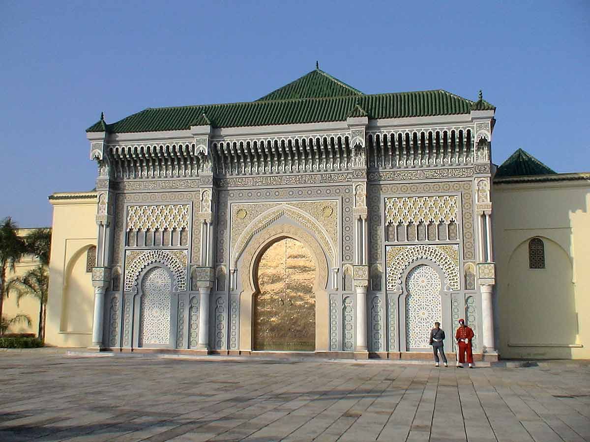 https://mdw-travel-data-us-east-1.s3.amazonaws.com/img/country/Morocco/Royal-Palace/img_01.jpg