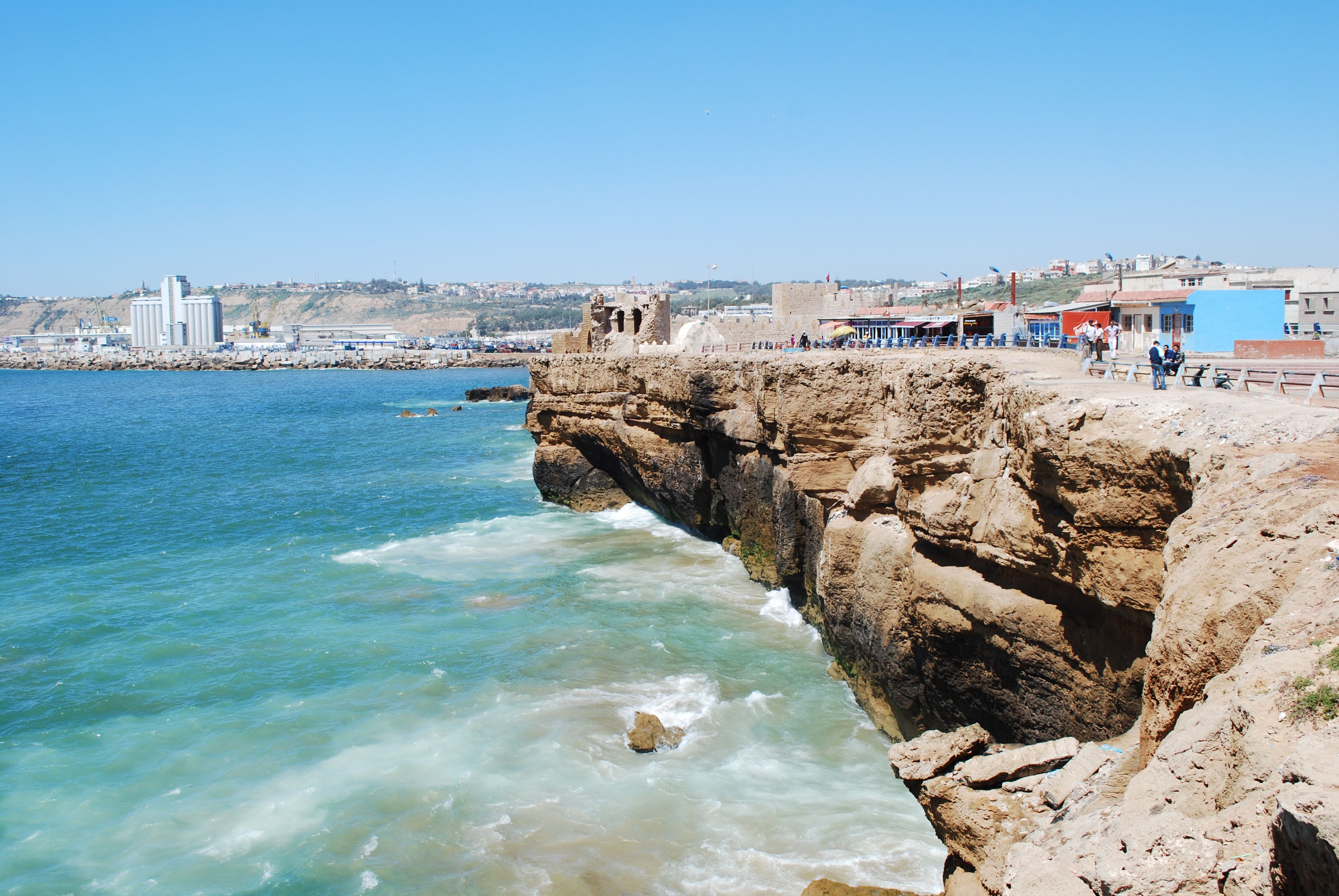 https://mdw-travel-data-us-east-1.s3.amazonaws.com/img/country/Morocco/Safi-Wind-Park/img_02.jpg