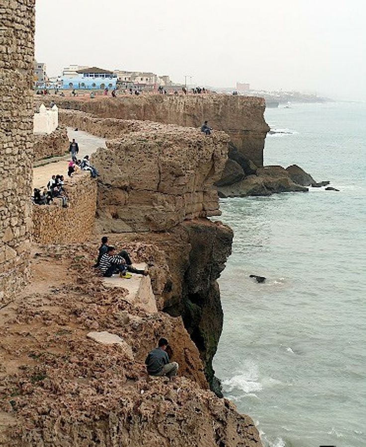https://mdw-travel-data-us-east-1.s3.amazonaws.com/img/country/Morocco/Safi-Wind-Park/img_03.jpg