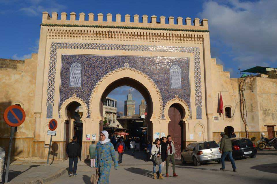 https://mdw-travel-data-us-east-1.s3.amazonaws.com/img/country/Morocco/Stade-DHonneur/img_02.jpg