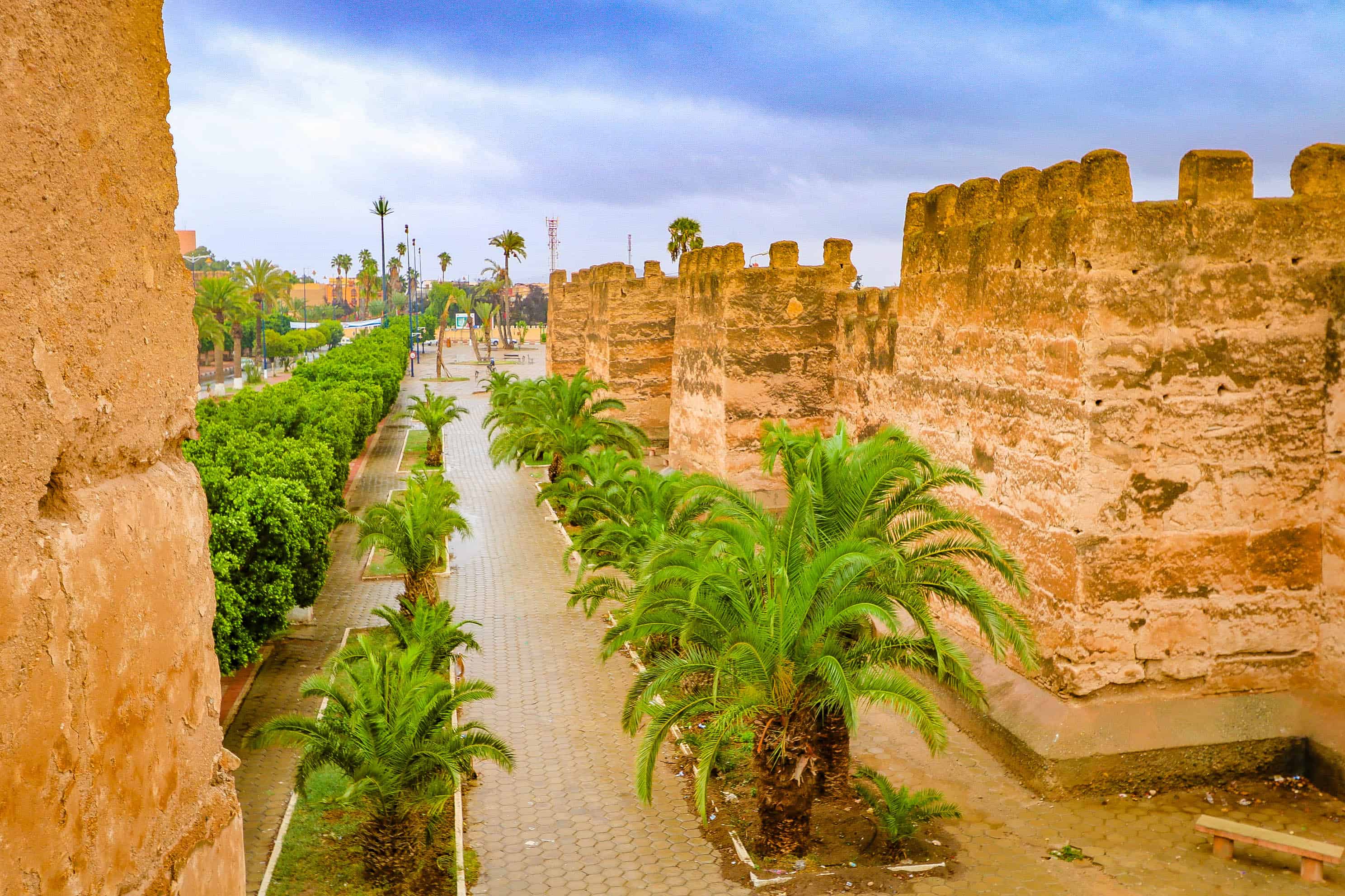 https://mdw-travel-data-us-east-1.s3.amazonaws.com/img/country/Morocco/Taroudant-Ramparts/img_00.jpg