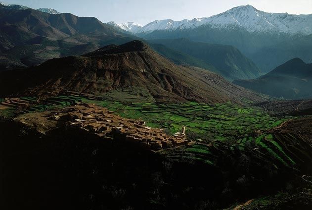 https://mdw-travel-data-us-east-1.s3.amazonaws.com/img/country/Morocco/Vallee-de-lOurika/img_01.jpg
