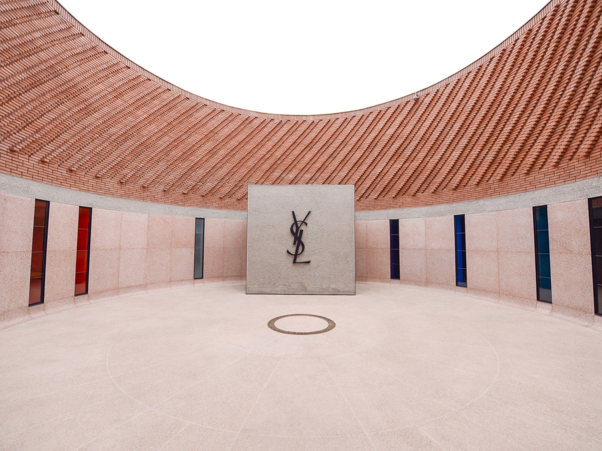 https://mdw-travel-data-us-east-1.s3.amazonaws.com/img/country/Morocco/Yves-Saint-Laurent-Museum/img_02.jpg