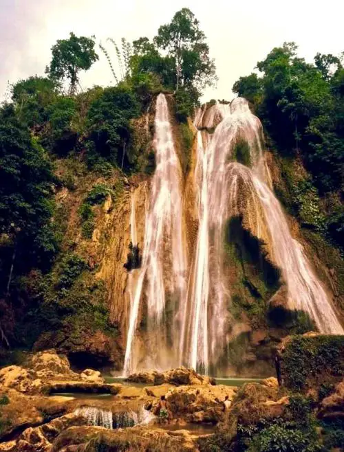 https://mdw-travel-data-us-east-1.s3.amazonaws.com/img/country/Myanmar/Anisakan-Falls/img_02.jpg