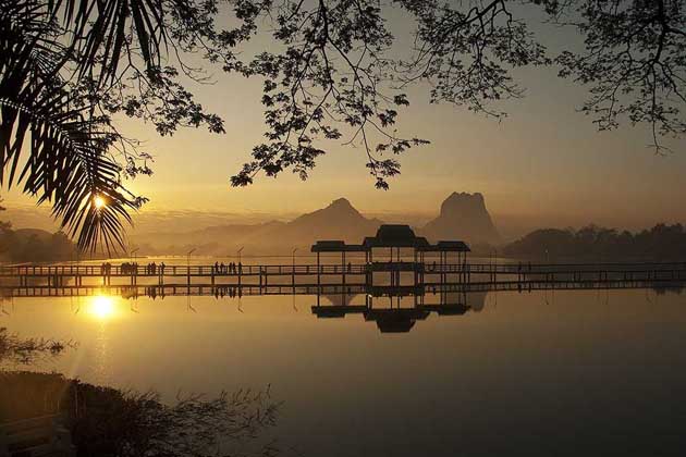 https://mdw-travel-data-us-east-1.s3.amazonaws.com/img/country/Myanmar/Avaung-Thar-Yar-Lake/img_03.jpg