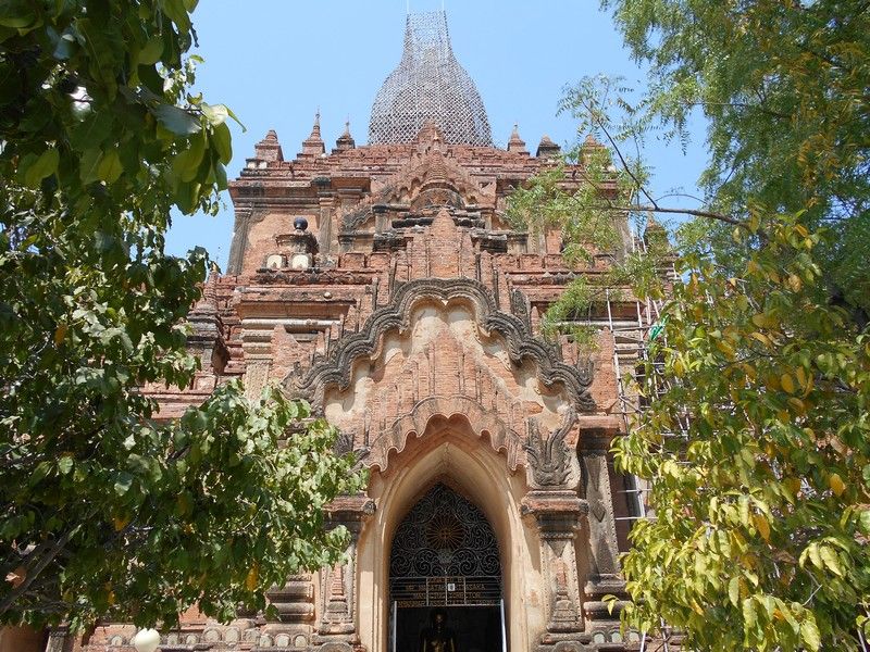 https://mdw-travel-data-us-east-1.s3.amazonaws.com/img/country/Myanmar/Bagan-Temples/img_02.jpg