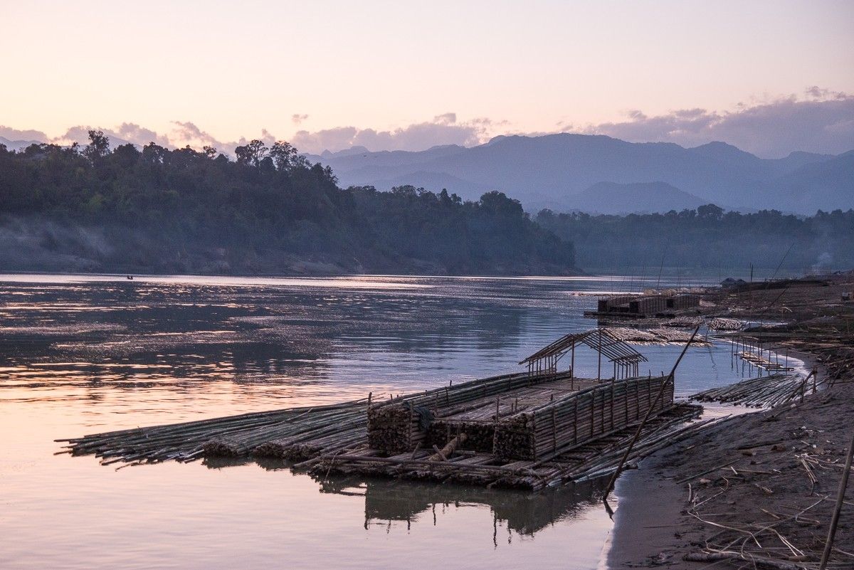 https://mdw-travel-data-us-east-1.s3.amazonaws.com/img/country/Myanmar/Chindwin-River/img_02.jpg