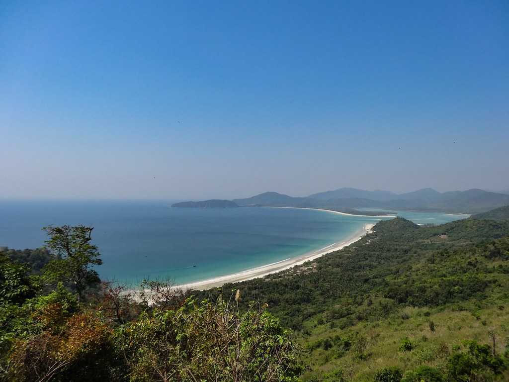 https://mdw-travel-data-us-east-1.s3.amazonaws.com/img/country/Myanmar/Dawei-Elephant-Museum/img_00.jpg