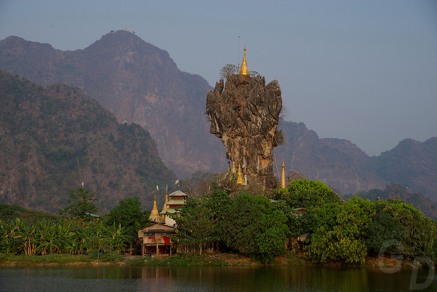 https://mdw-travel-data-us-east-1.s3.amazonaws.com/img/country/Myanmar/Hokyin-Mountain/img_01.jpg