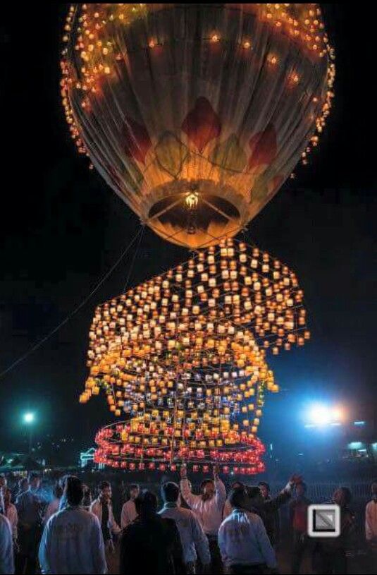 https://mdw-travel-data-us-east-1.s3.amazonaws.com/img/country/Myanmar/Hot-Air-Balloon-Festival/img_03.jpg