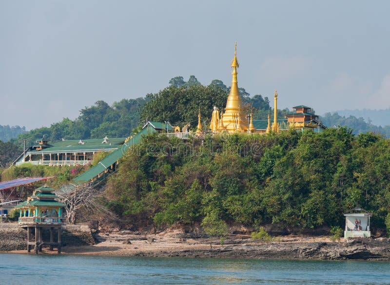 https://mdw-travel-data-us-east-1.s3.amazonaws.com/img/country/Myanmar/Kadan-Island/img_01.jpg