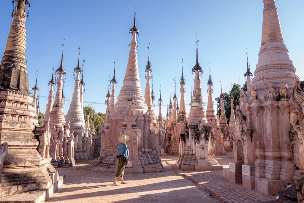 https://mdw-travel-data-us-east-1.s3.amazonaws.com/img/country/Myanmar/Kakku-Pagodas/img_02.jpg