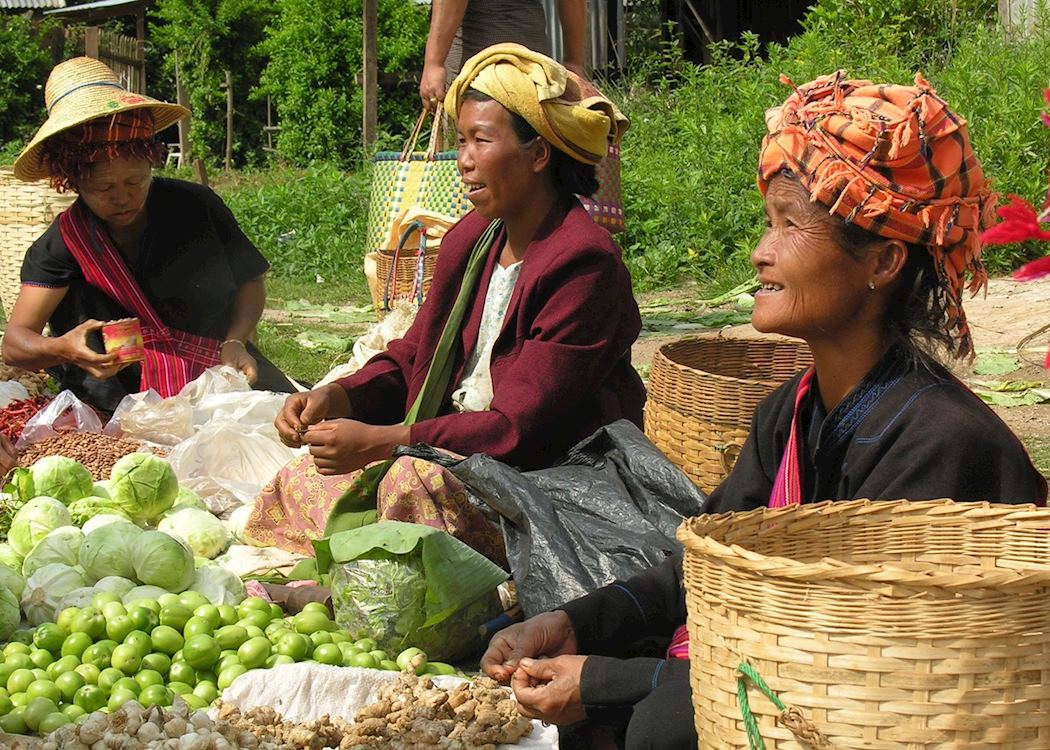https://mdw-travel-data-us-east-1.s3.amazonaws.com/img/country/Myanmar/Kalaw-Market/img_02.jpg