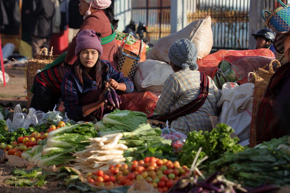https://mdw-travel-data-us-east-1.s3.amazonaws.com/img/country/Myanmar/Kalaw-Market/img_03.jpg