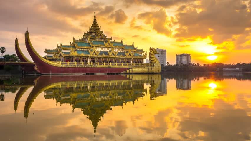 https://mdw-travel-data-us-east-1.s3.amazonaws.com/img/country/Myanmar/Kandawgyi-Park/img_02.jpg