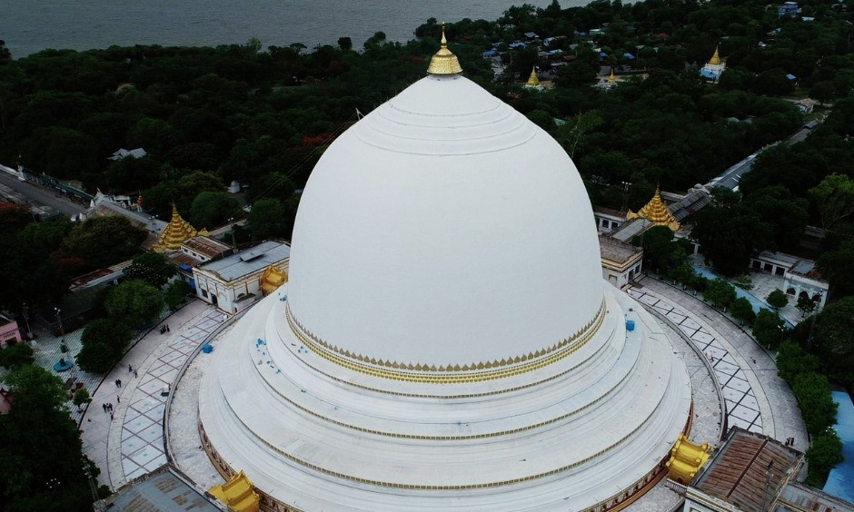 https://mdw-travel-data-us-east-1.s3.amazonaws.com/img/country/Myanmar/Kaung-Hmu-Daw-Pagoda/img_02.jpg
