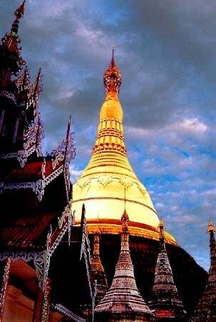 https://mdw-travel-data-us-east-1.s3.amazonaws.com/img/country/Myanmar/Kyaik-Khauk-Pagoda/img_02.jpg