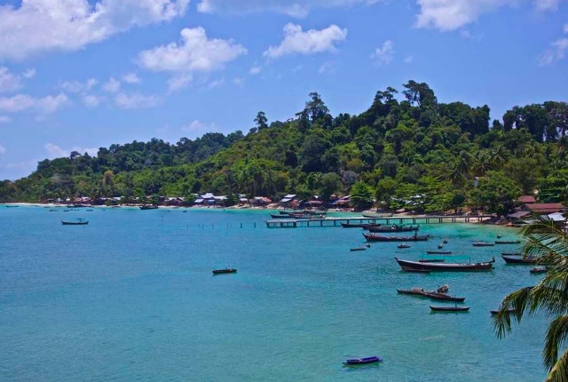 https://mdw-travel-data-us-east-1.s3.amazonaws.com/img/country/Myanmar/Lampi-Island/img_03.jpg