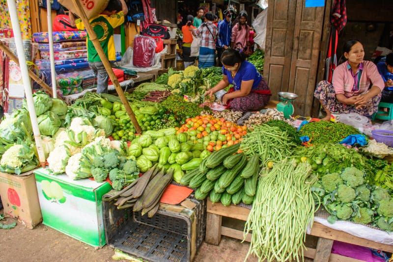 https://mdw-travel-data-us-east-1.s3.amazonaws.com/img/country/Myanmar/Loikaw-Central-Market/img_02.jpg